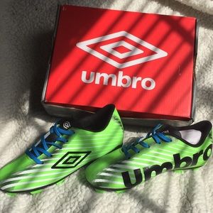 BRAND NEW Umbro soccer cleats